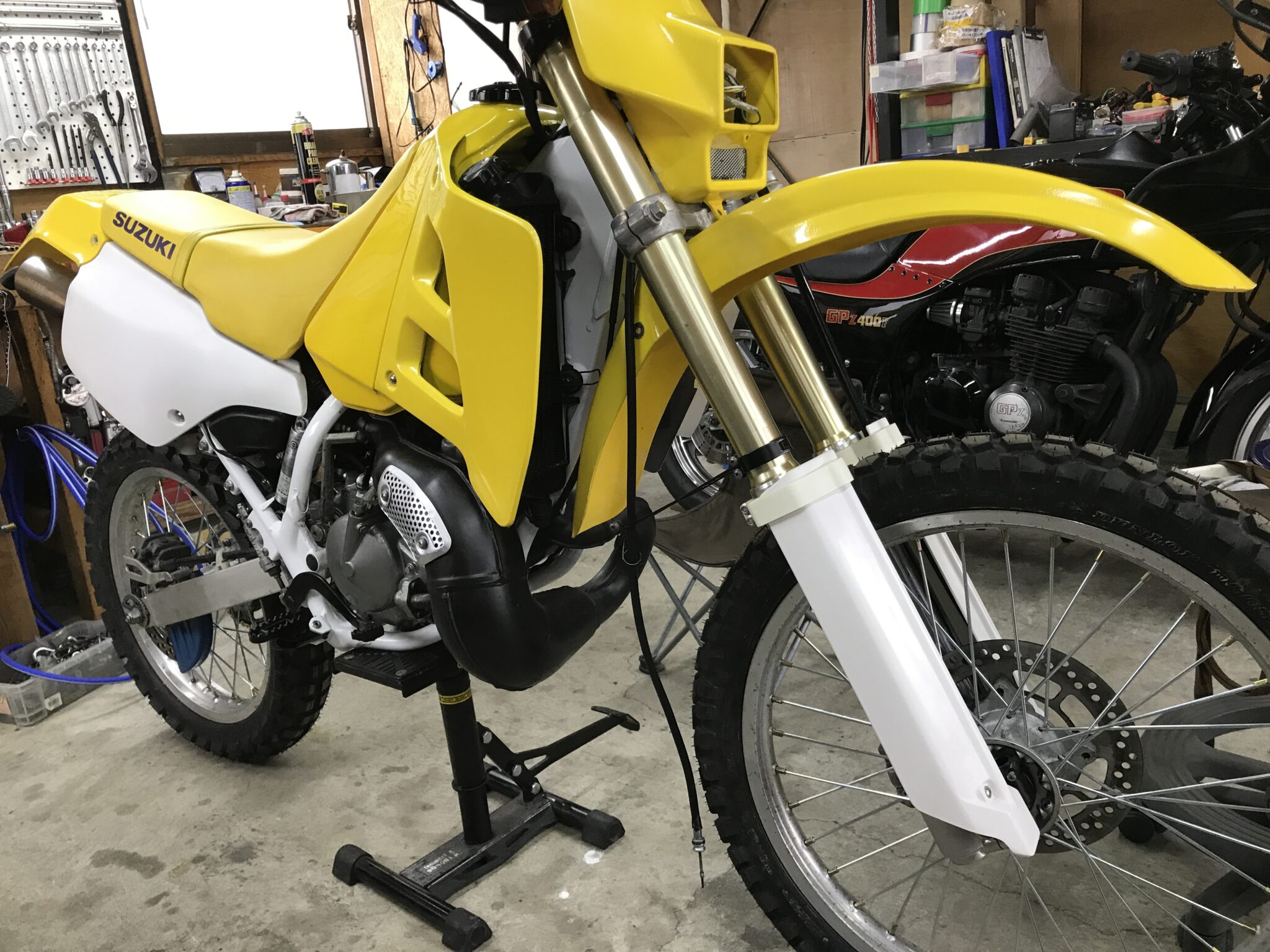 Suzuki ts 200r